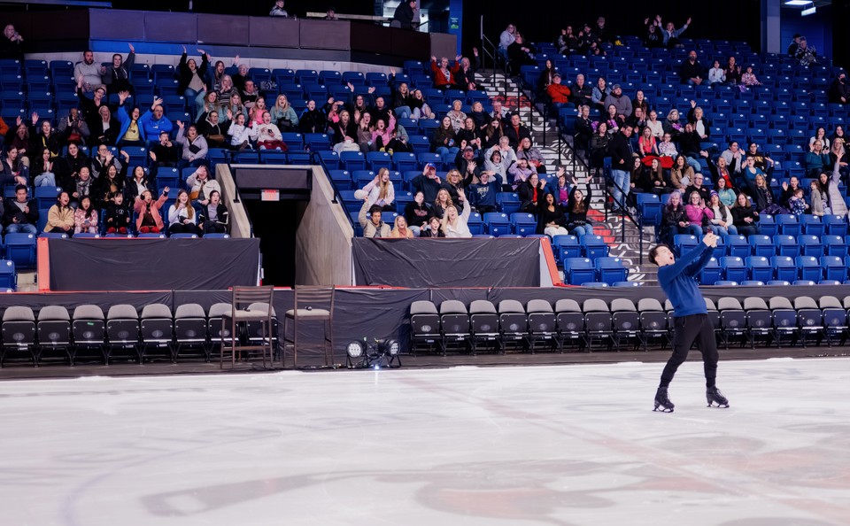 PRESHOW STARGAZER PASSES